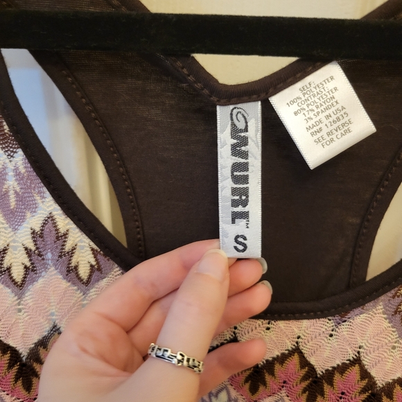 S Tanj Top - Picture 3 of 3